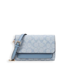 Cargar imagen en el visor de la galería, Half Moon Crossbody - Small

