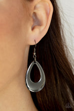 Load image into Gallery viewer, Silver Teardrop Earrings
